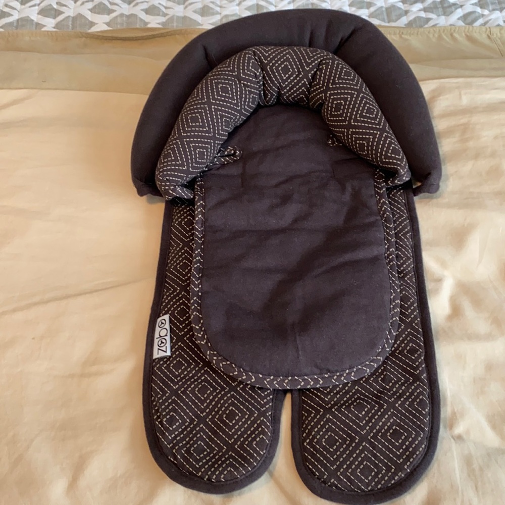 Car seat head support insert